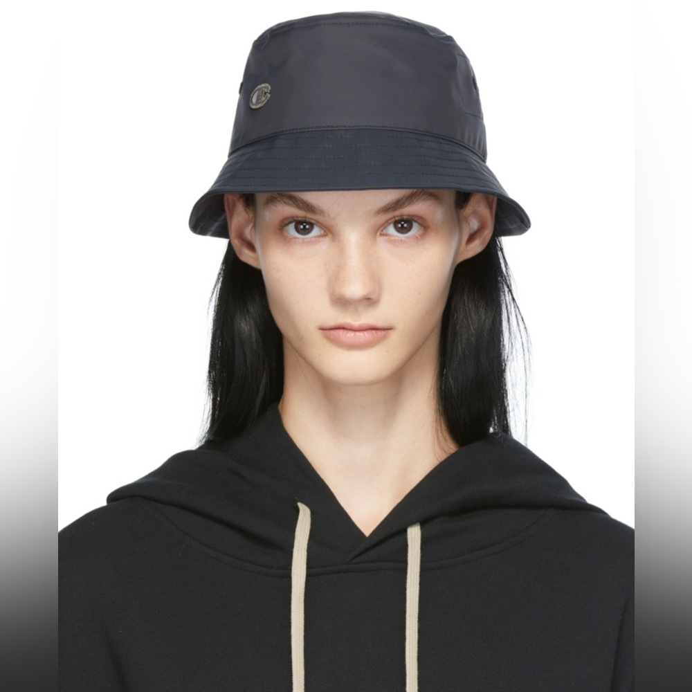 Rick Owens X Champion GILLIGAN HAT IN BLACK NYLON Size M/L CM21S0022-805…​​​​ - Picture 6 of 16